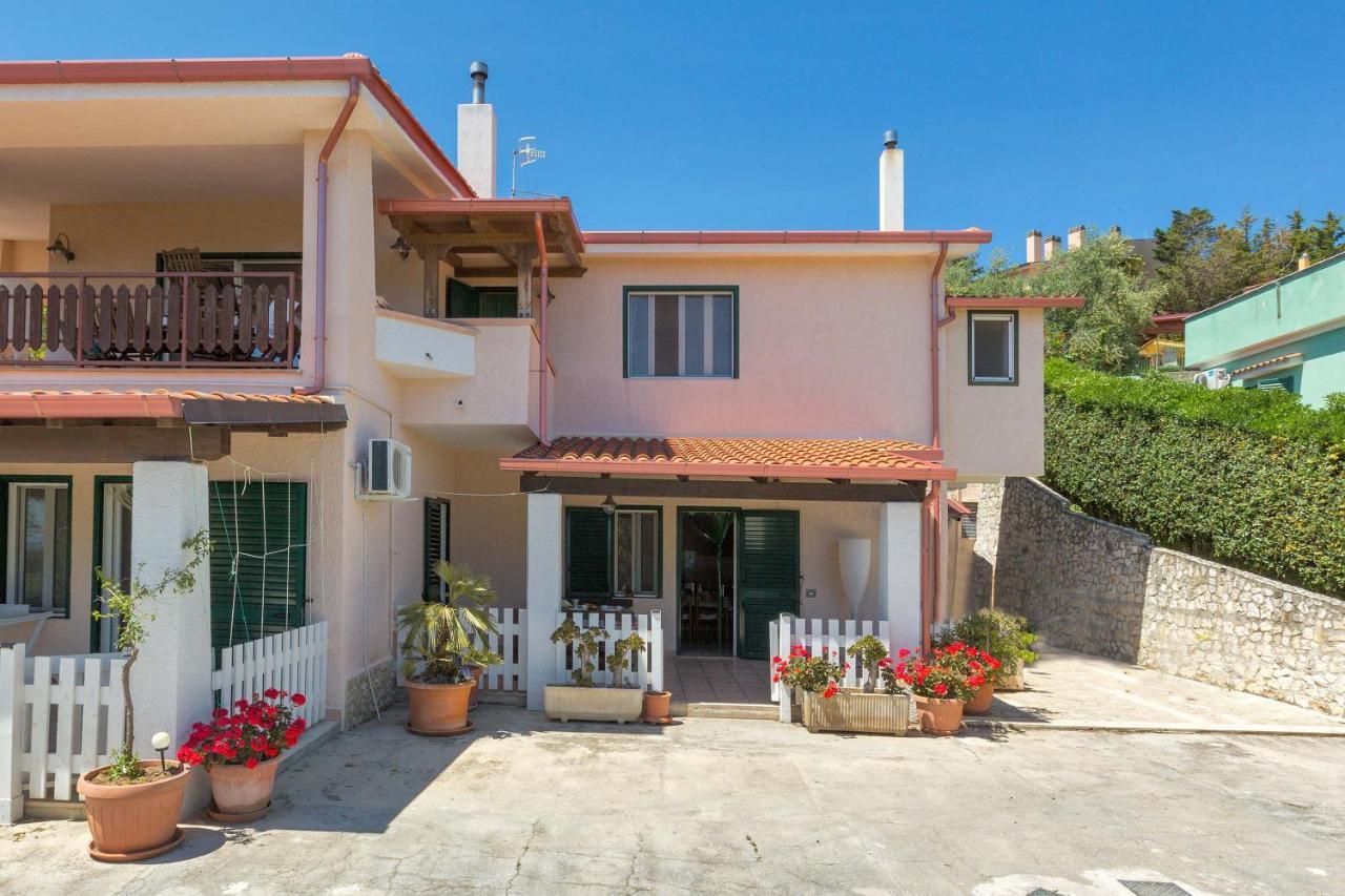 Il Bacio Del Sole By Barbarhouse Apartman Vieste Kültér fotó